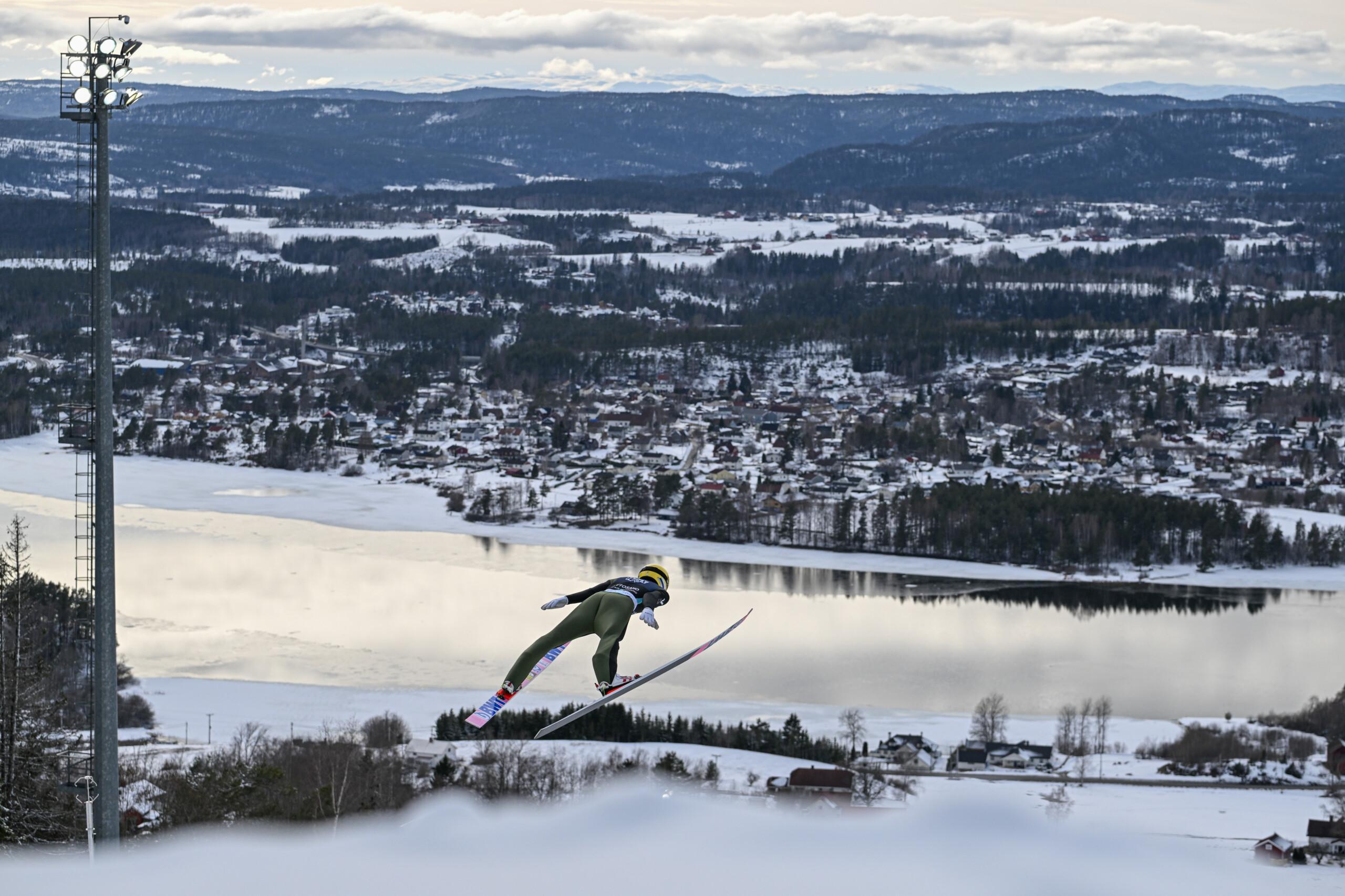 Niko Kytösaho Vikersundin tuplakisapäivänä sijoille 20 ja 22 Jenny